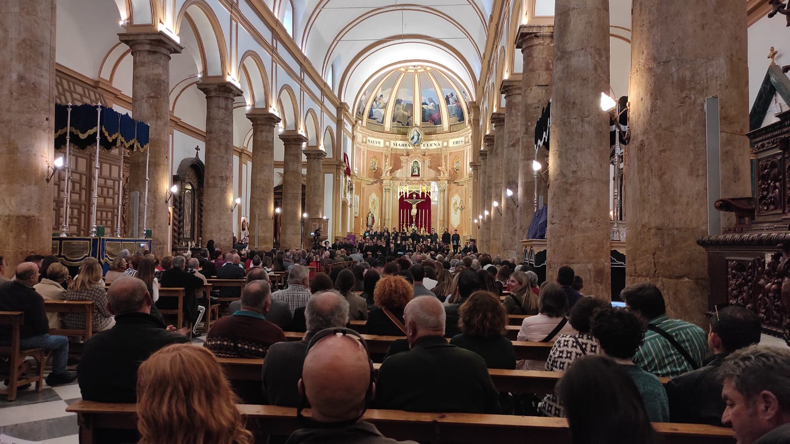 La Orquesta Ciudad de Almería llena de público la Parroquia de Berja con el ‘Réquiem’ de Mozart
